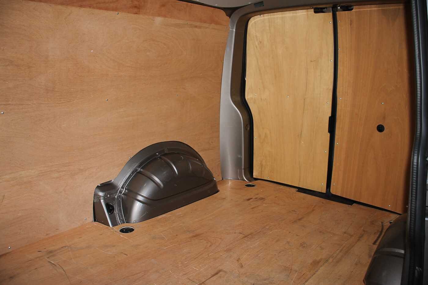 Volkswagen Transporter T28 Transporter panel van Highline SWB 110 PS 2.0 TDI