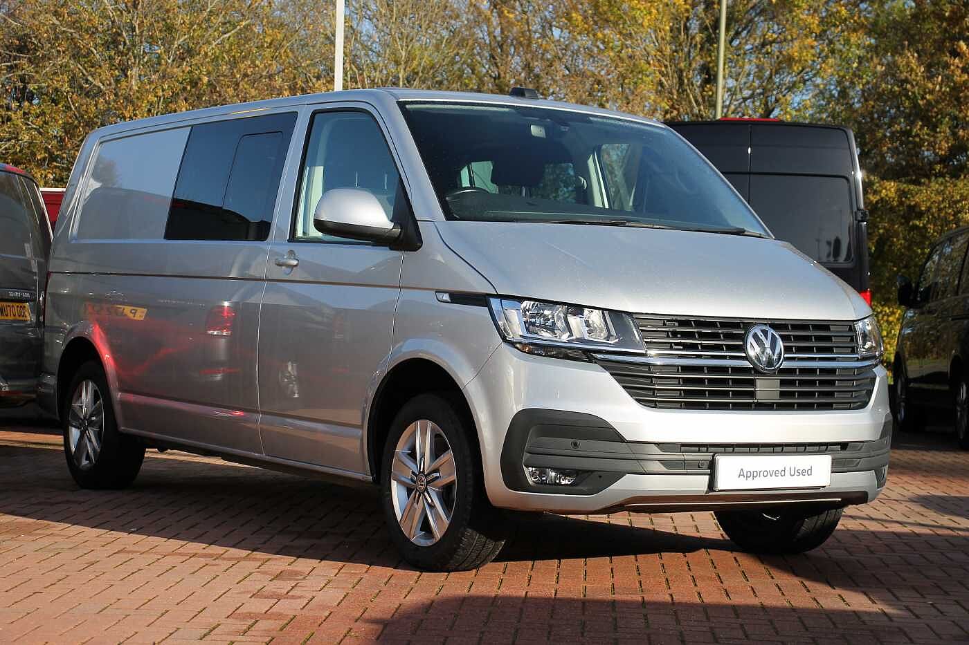 Volkswagen Transporter T32 Lwb Diesel 2.0 TDI 150 Highline Kombi Van