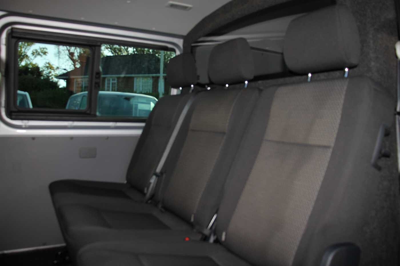 Volkswagen Transporter T32 Lwb Diesel 2.0 TDI 150 Highline Kombi Van