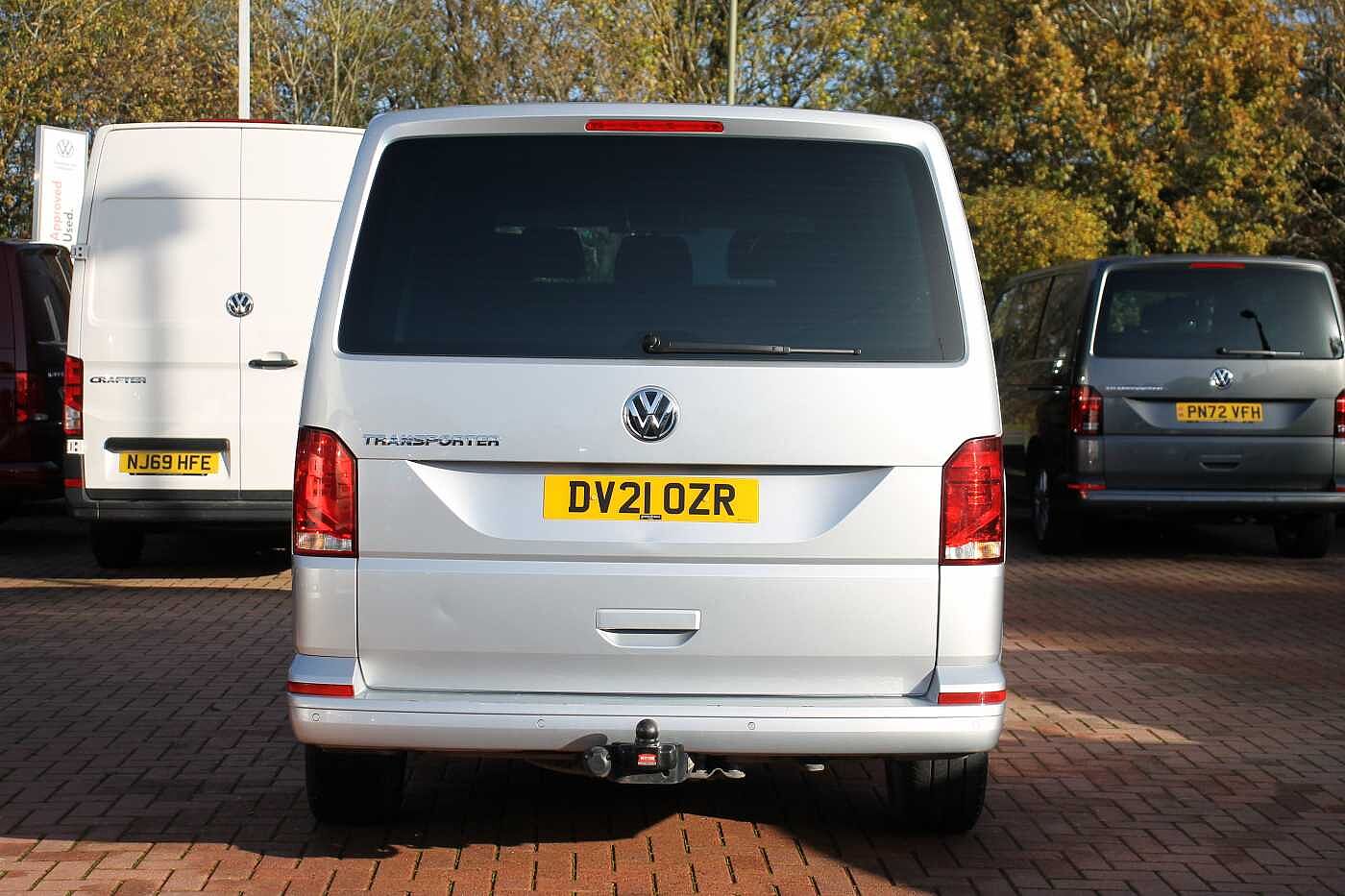 Volkswagen Transporter T32 Lwb Diesel 2.0 TDI 150 Highline Kombi Van