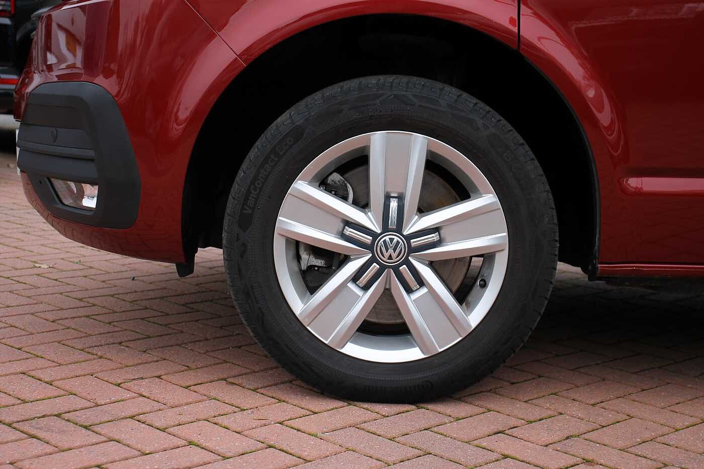 Volkswagen Transporter Kombi 2.0TDI 150ps T32 Highline BMT SWB