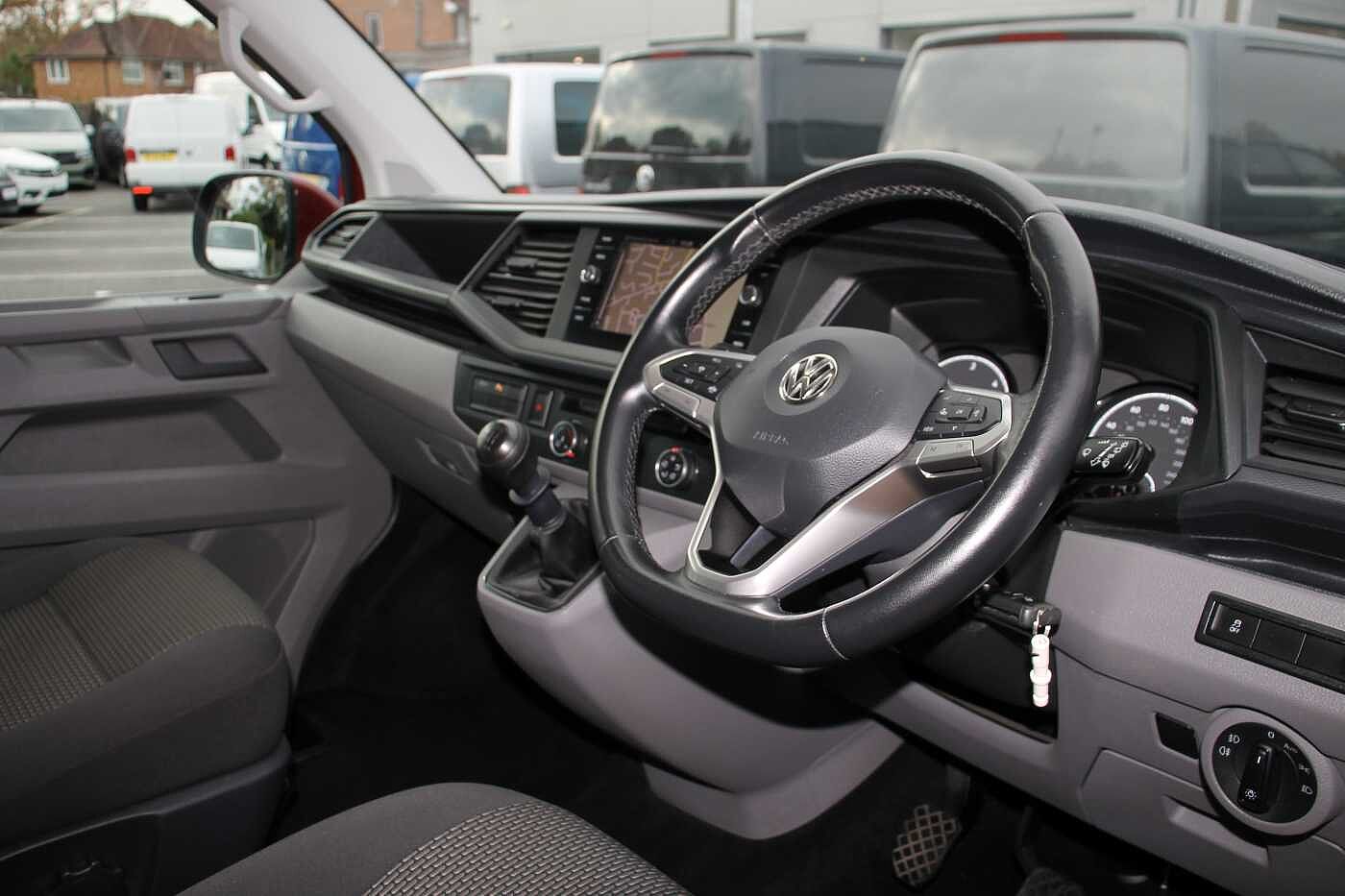 Volkswagen Transporter Kombi 2.0TDI 150ps T32 Highline BMT SWB