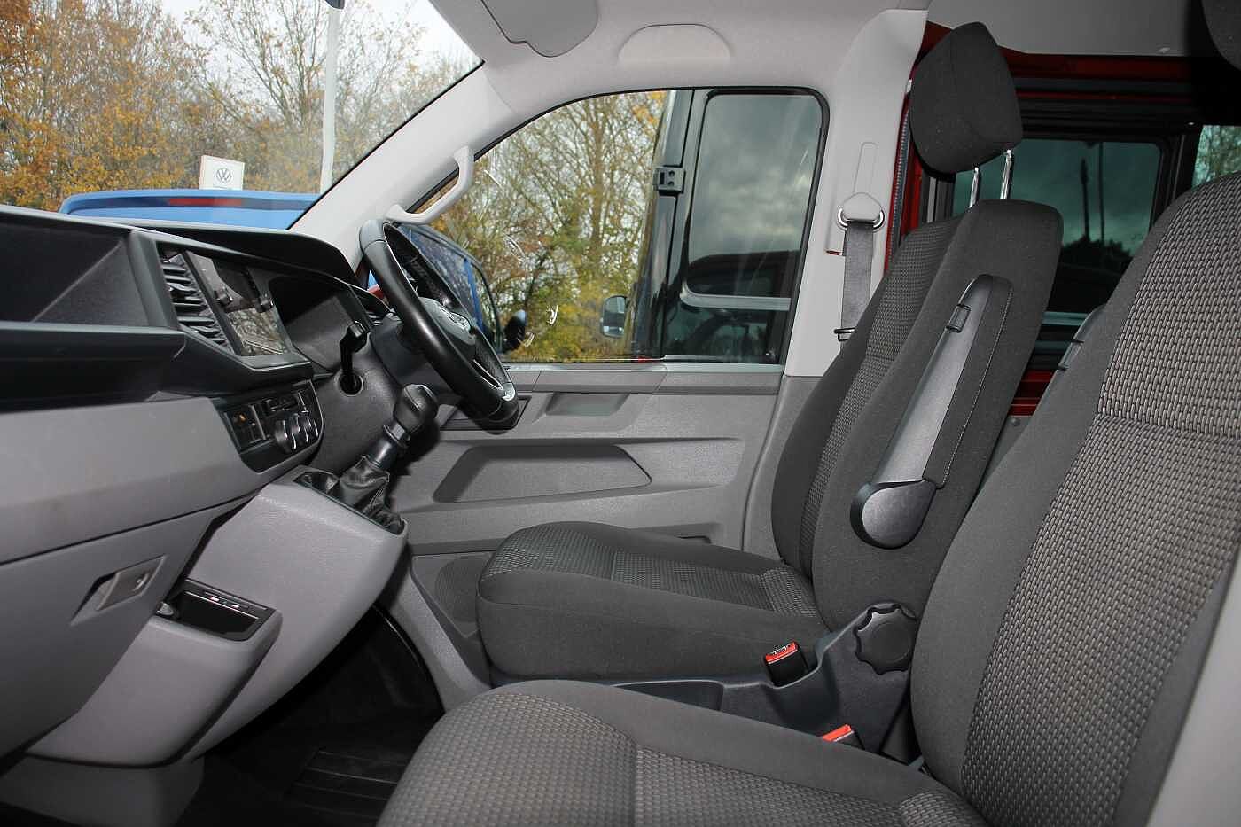 Volkswagen Transporter Kombi 2.0TDI 150ps T32 Highline BMT SWB