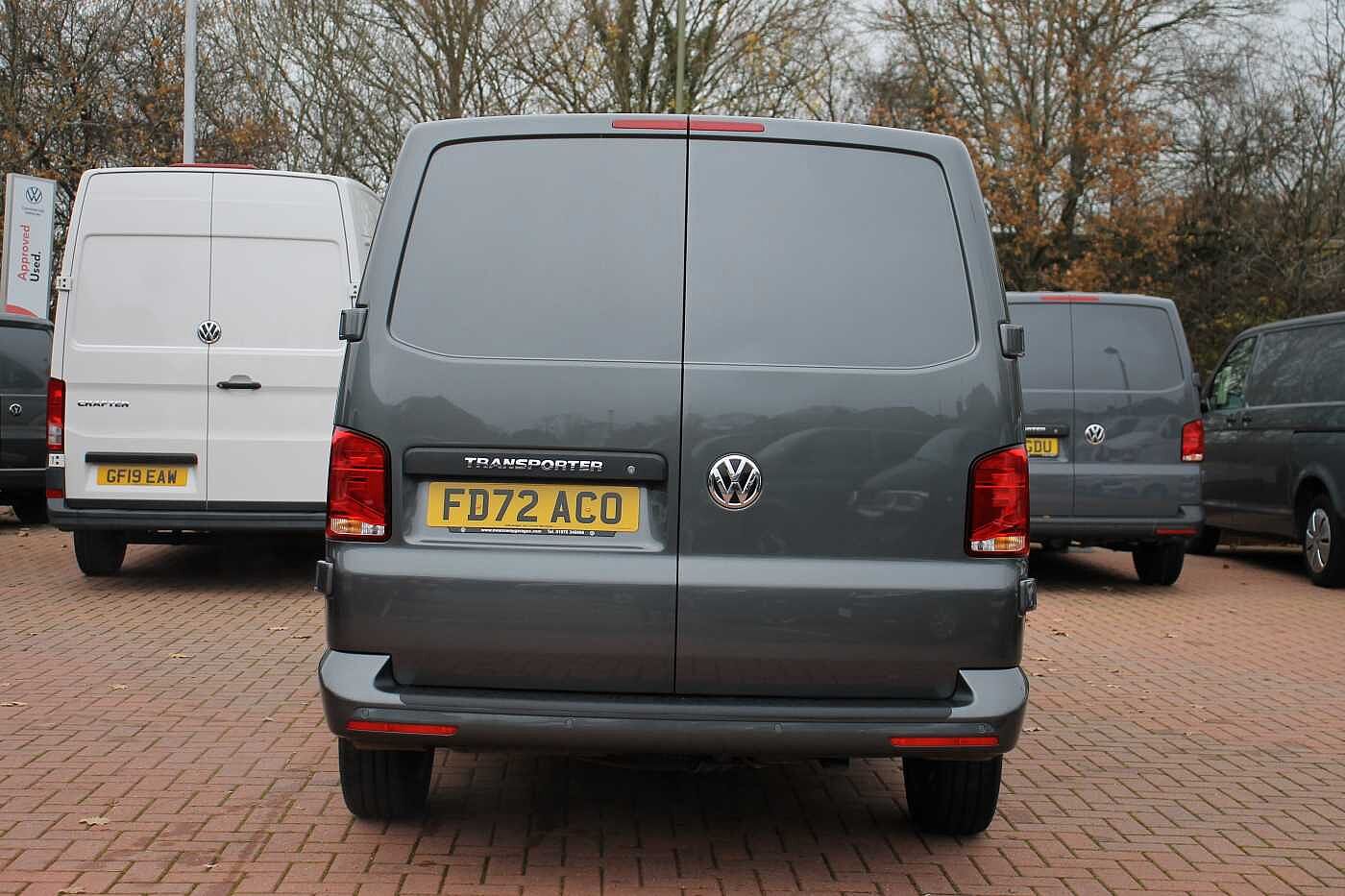Volkswagen Transporter 2.0TDI 150ps T28 Highline BMT SWB PV DSG