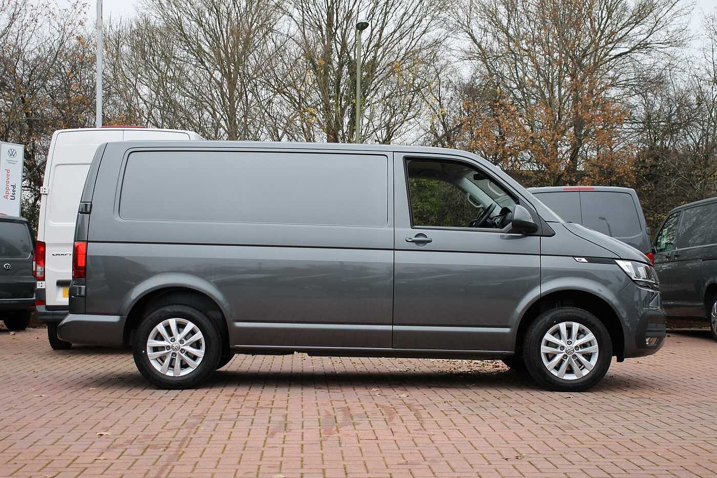 Volkswagen Transporter 2.0TDI 150ps T28 Highline BMT SWB PV DSG