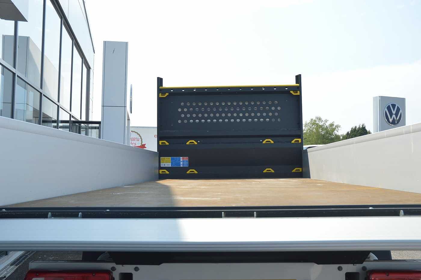 Volkswagen Crafter Cr35 Lwb Diesel Fwd Dropside 2.0 TDI 140PS Startline Chassis cab