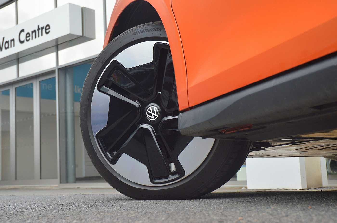 Volkswagen ID.Buzz 1ST EDITION ID. Buzz E 204ps First Edition Standard 77kWh Pro
