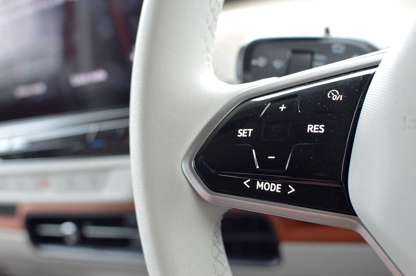 Volkswagen ID.Buzz 1ST EDITION ID. Buzz E 204ps First Edition Standard 77kWh Pro