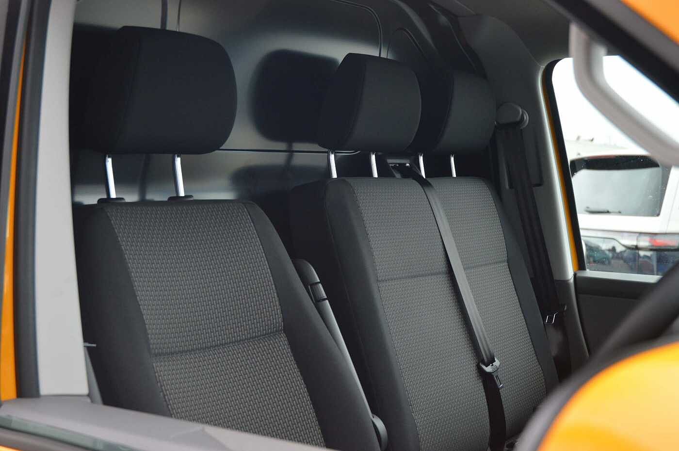 Volkswagen Transporter PV 2.0TDI (150PS)Eu6 T32 Highline SWB