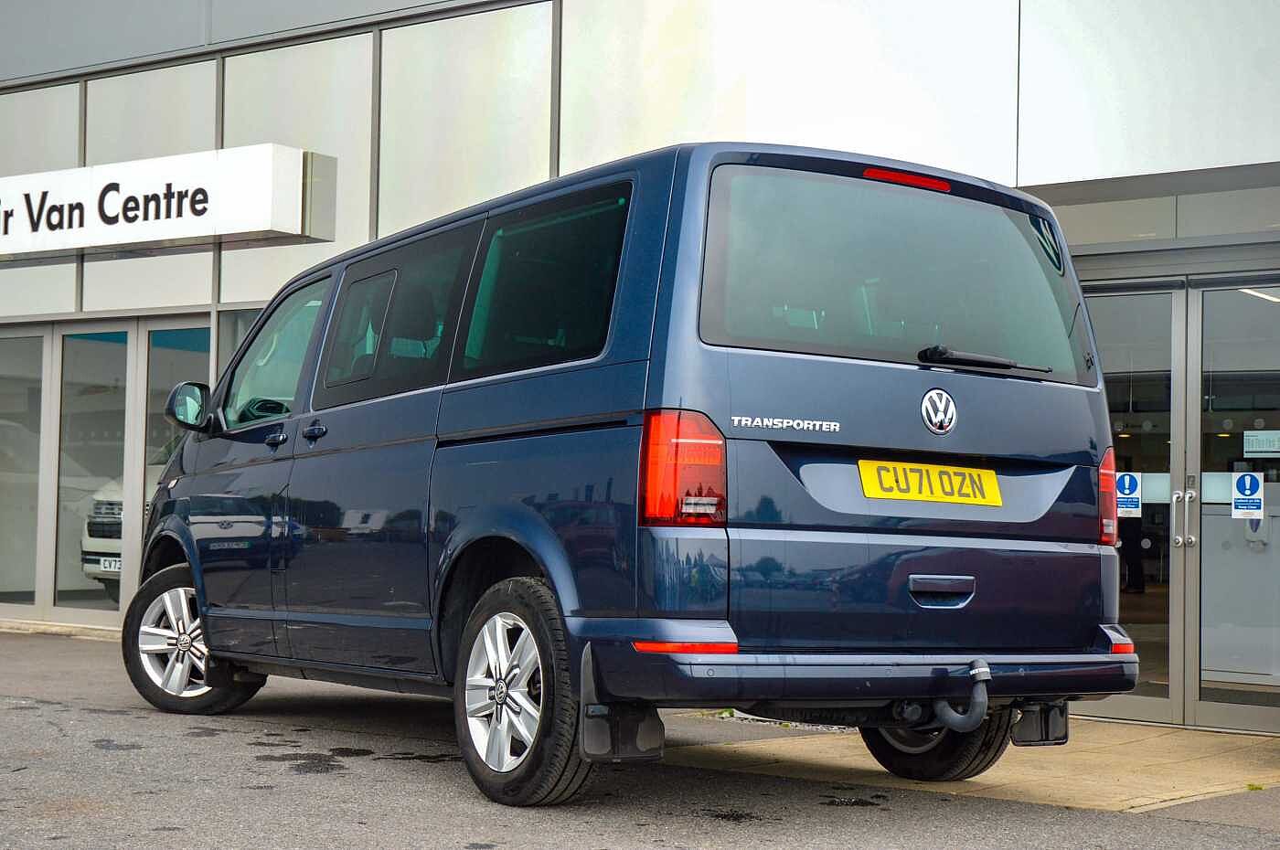 Volkswagen Transporter Shuttle T32 Swb Diesel 2.0 TDI 150PS SE Minibus DSG