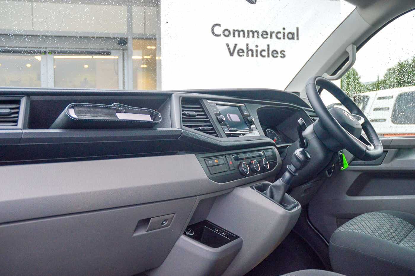 Volkswagen Transporter Shuttle 2.0TDI 110ps Eu6dT-E T32 S BMT SWB MB