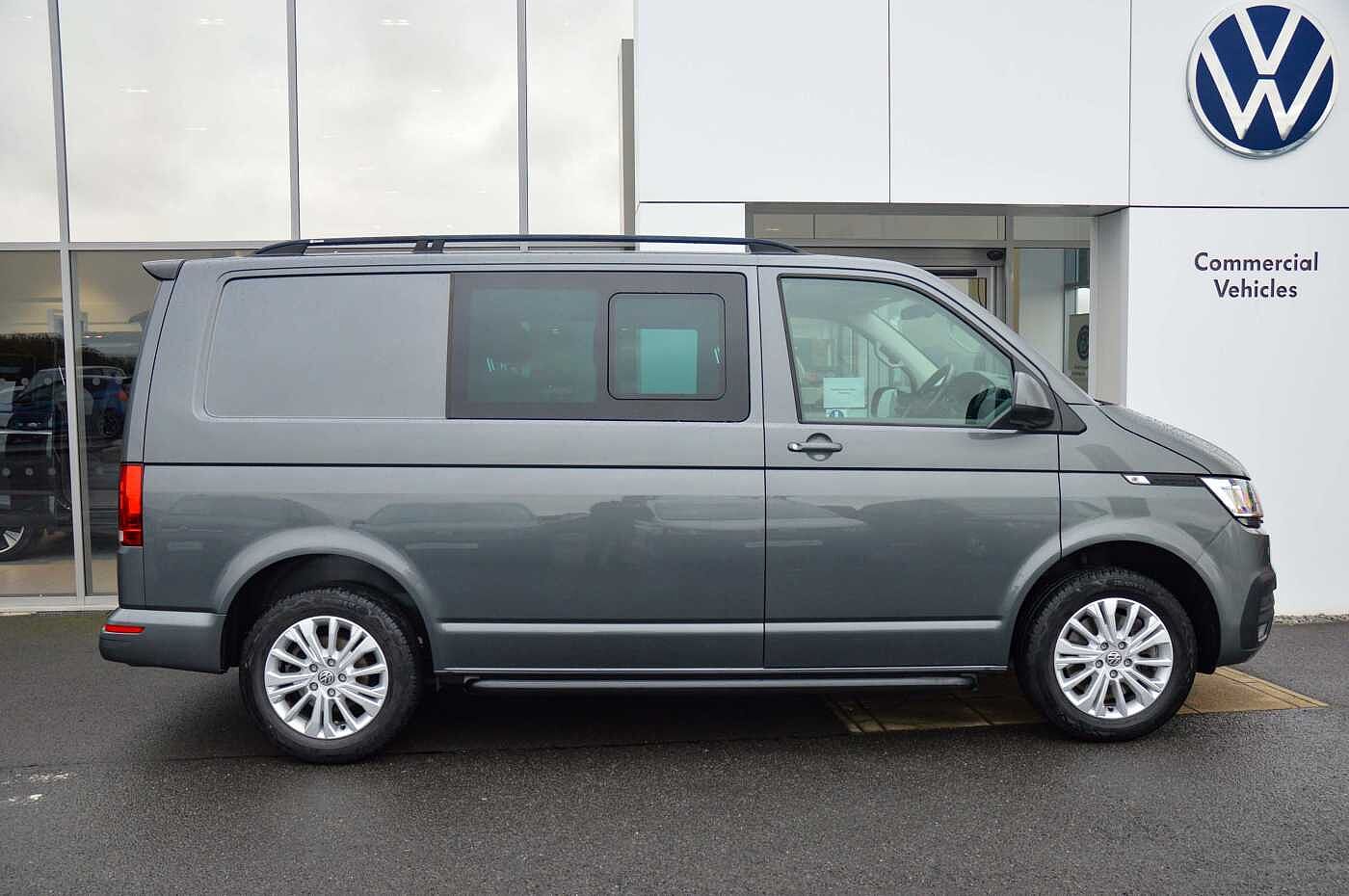 Volkswagen Transporter 2.0TDI 150ps T32 Highline swb Kombi