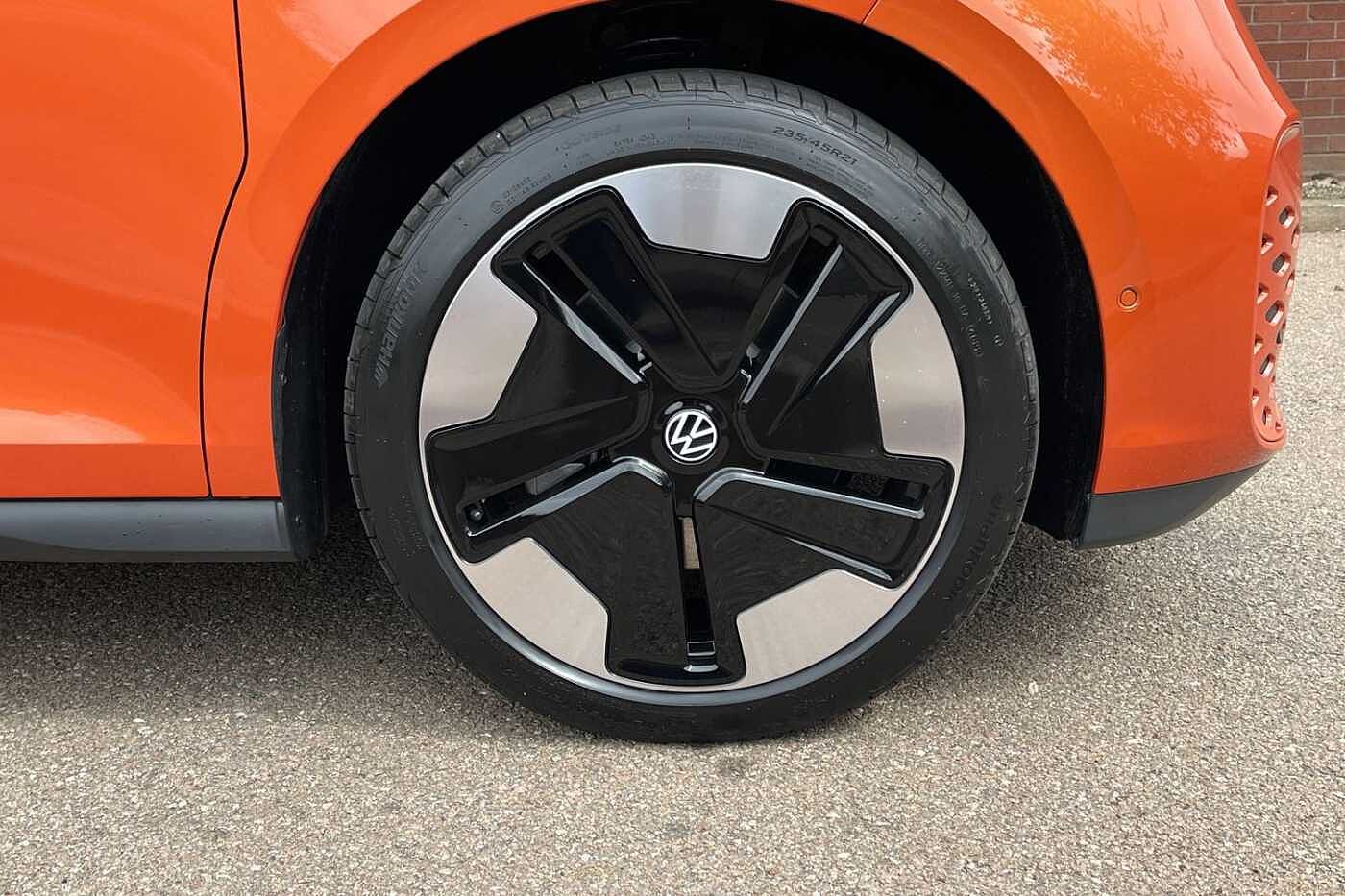 Volkswagen ID.Buzz ID. Buzz 204ps First Edition 77kWh Pro 2023-Delivery Miles Only