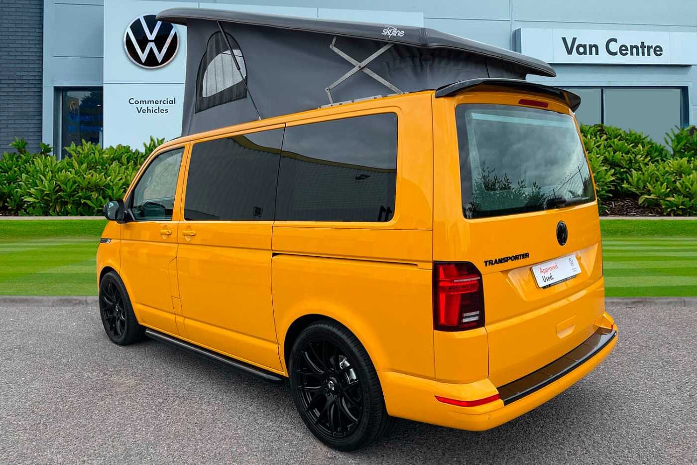 Volkswagen Transporter 2.0TDI 150PS T32 Highline SWB DSG Auto-4 Berth Camper-Delivery Miles Only