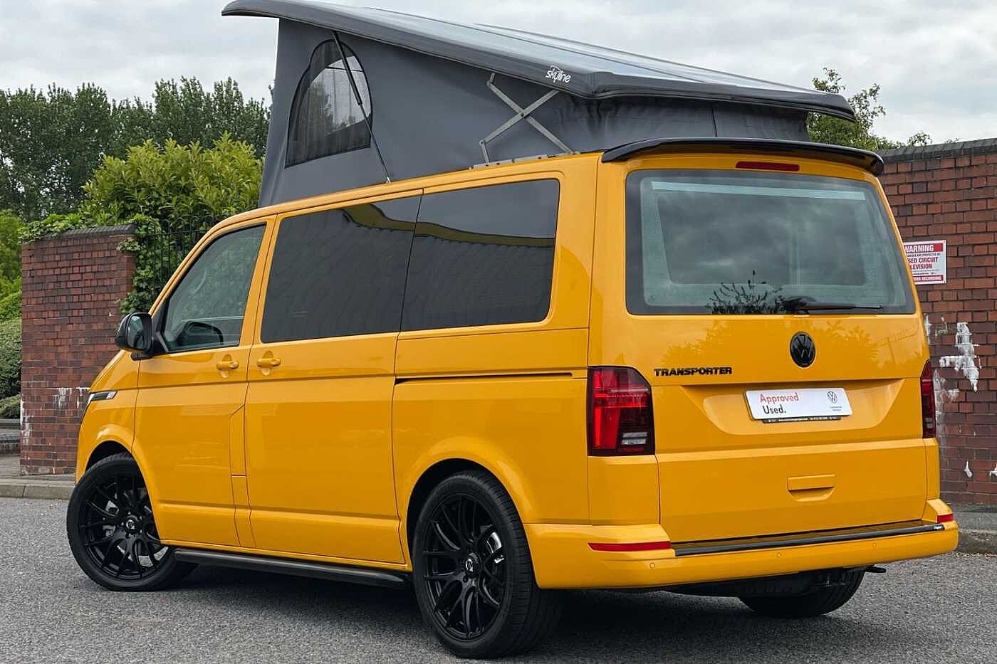Volkswagen Transporter 2.0TDI 150PS T32 Highline SWB DSG Auto-4 Berth Camper-Delivery Miles Only
