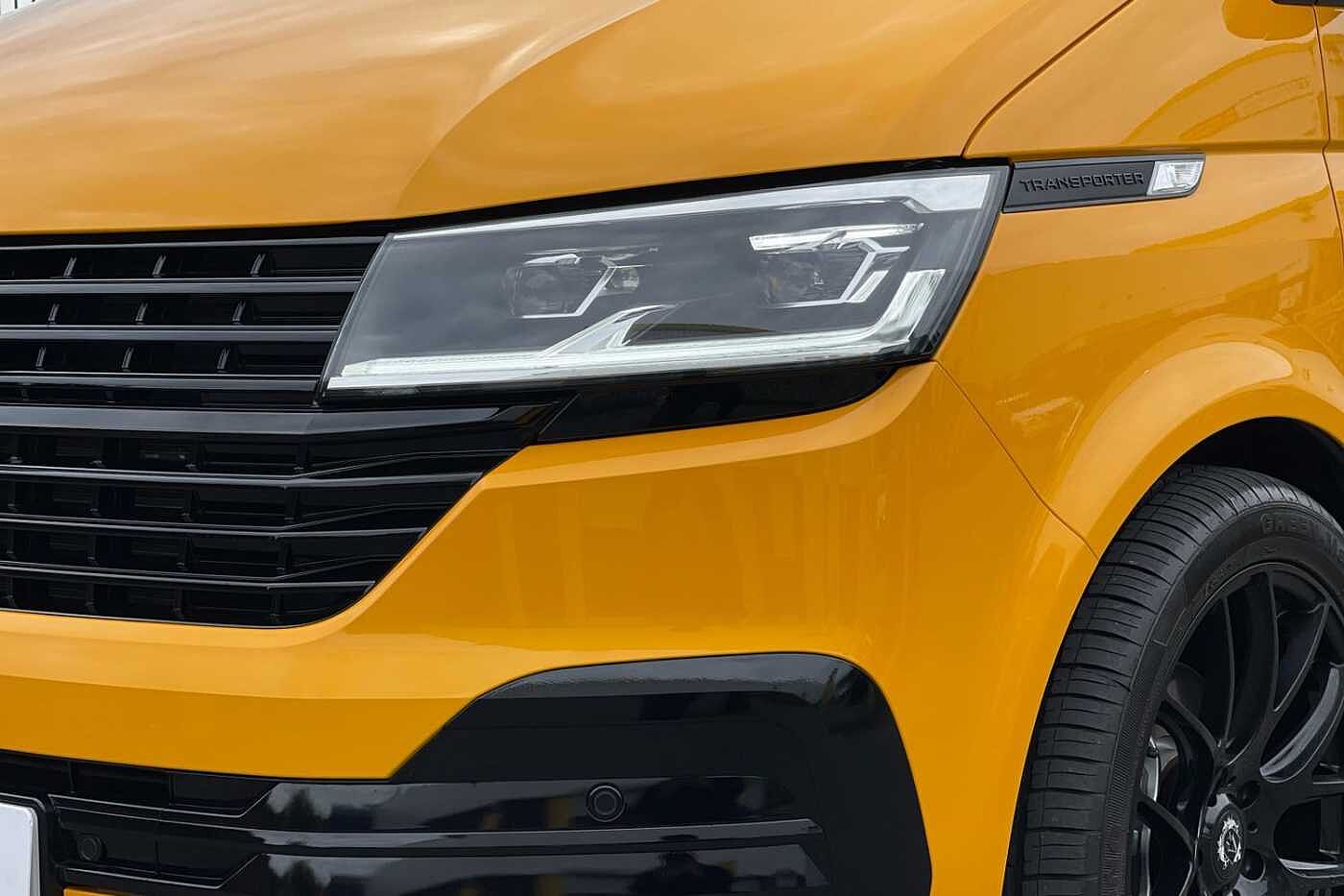Volkswagen Transporter 2.0TDI 150PS T32 Highline SWB DSG Auto-4 Berth Camper-Delivery Miles Only