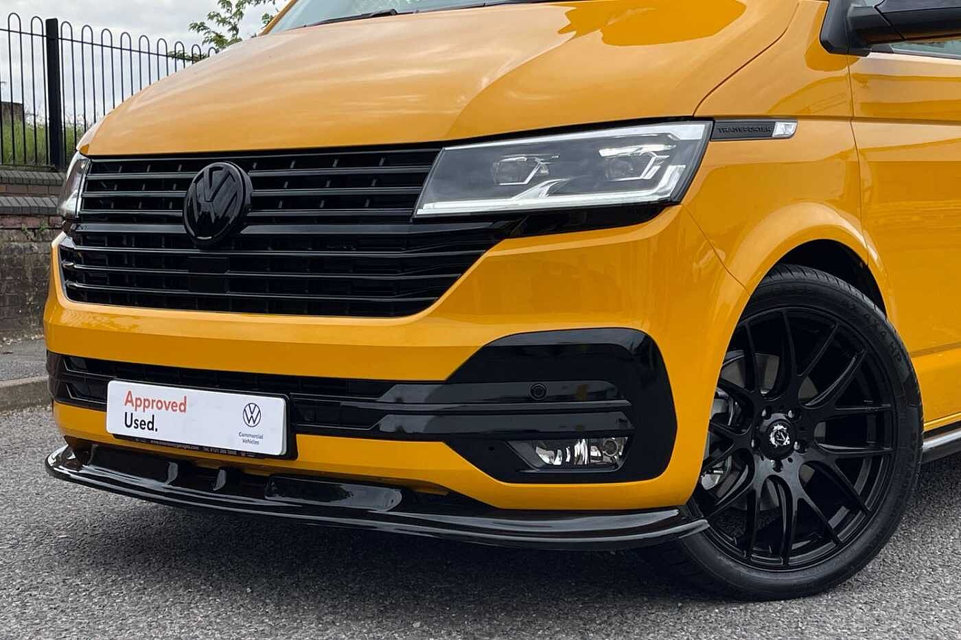 Volkswagen Transporter 2.0TDI 150PS T32 Highline SWB DSG Auto-4 Berth Camper-Delivery Miles Only