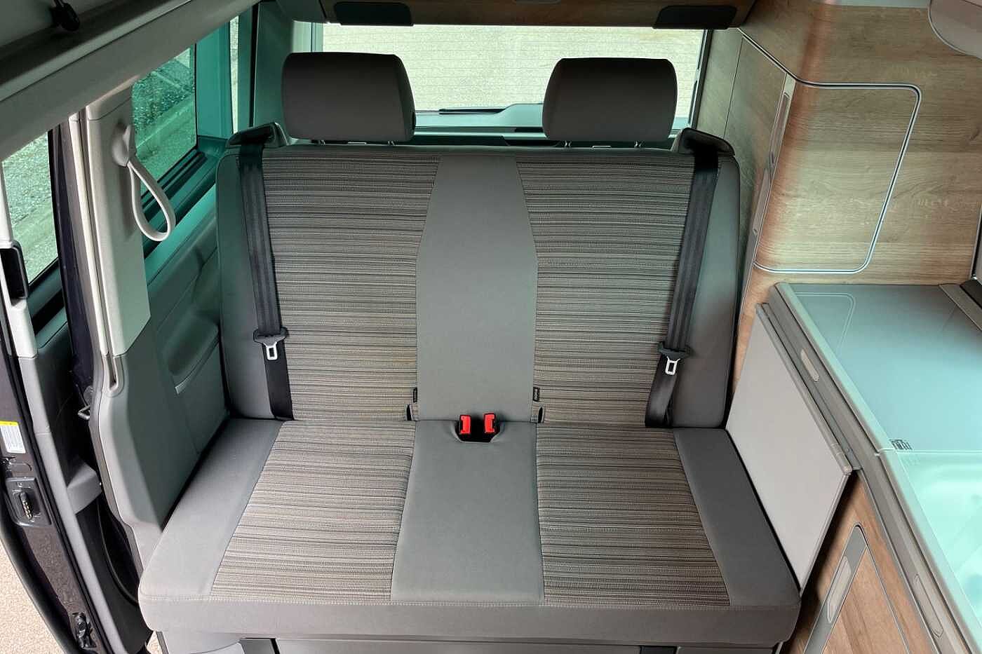 Volkswagen California Diesel Estate 2.0 TDI Coast DSG Auto (5 Seats)