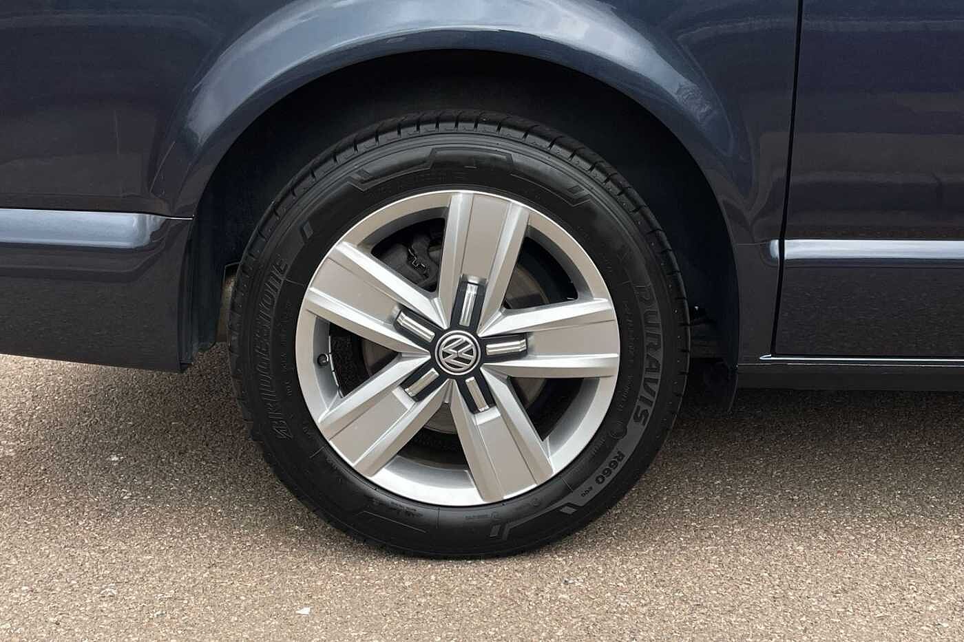 Volkswagen California Diesel Estate 2.0 TDI Coast DSG Auto (5 Seats)