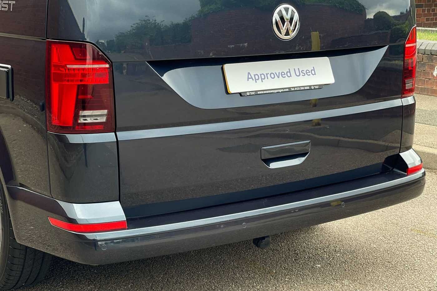 Volkswagen California Diesel Estate 2.0 TDI Coast DSG Auto (5 Seats)