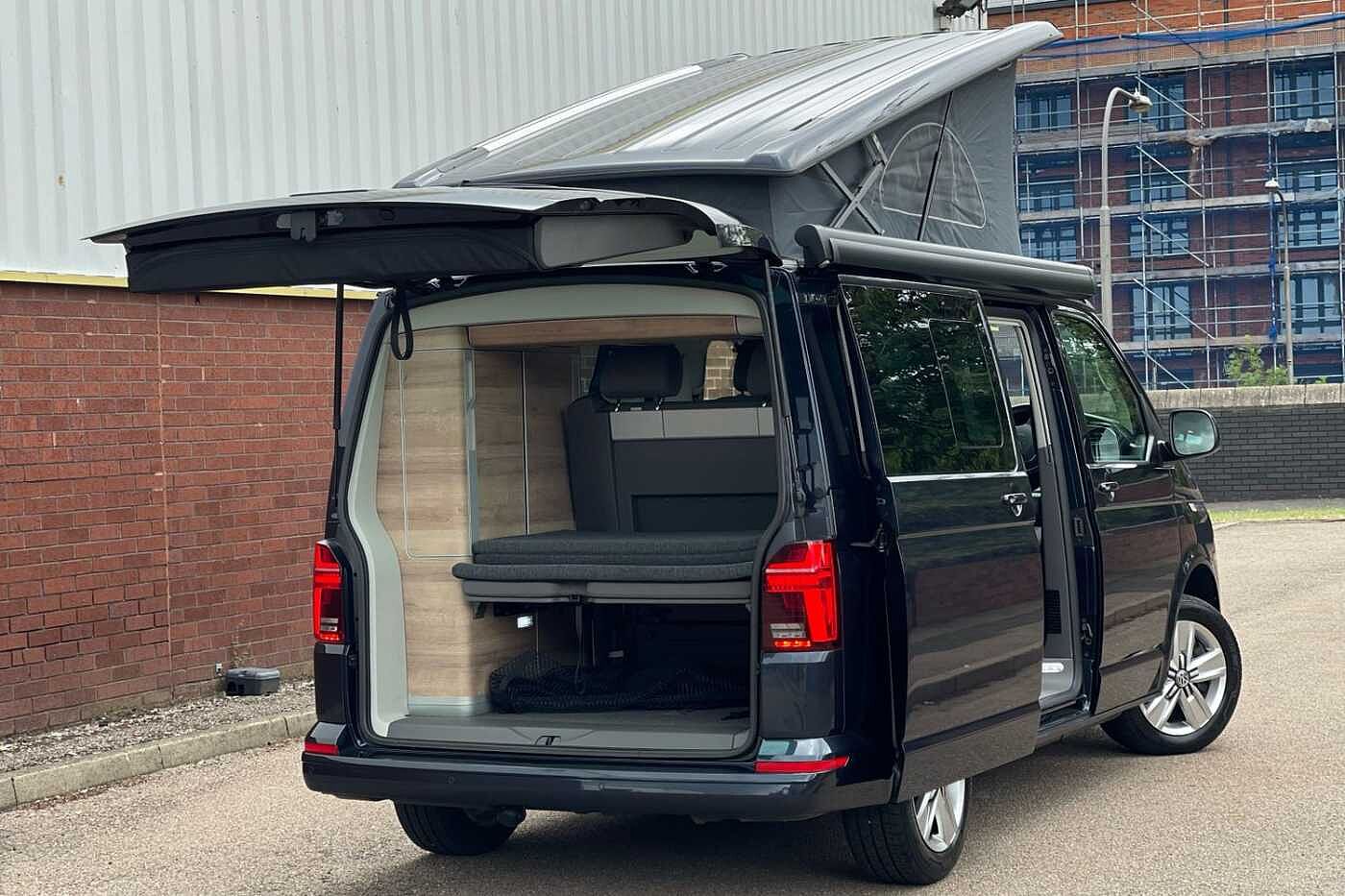 Volkswagen California Diesel Estate 2.0 TDI Coast DSG Auto (5 Seats)