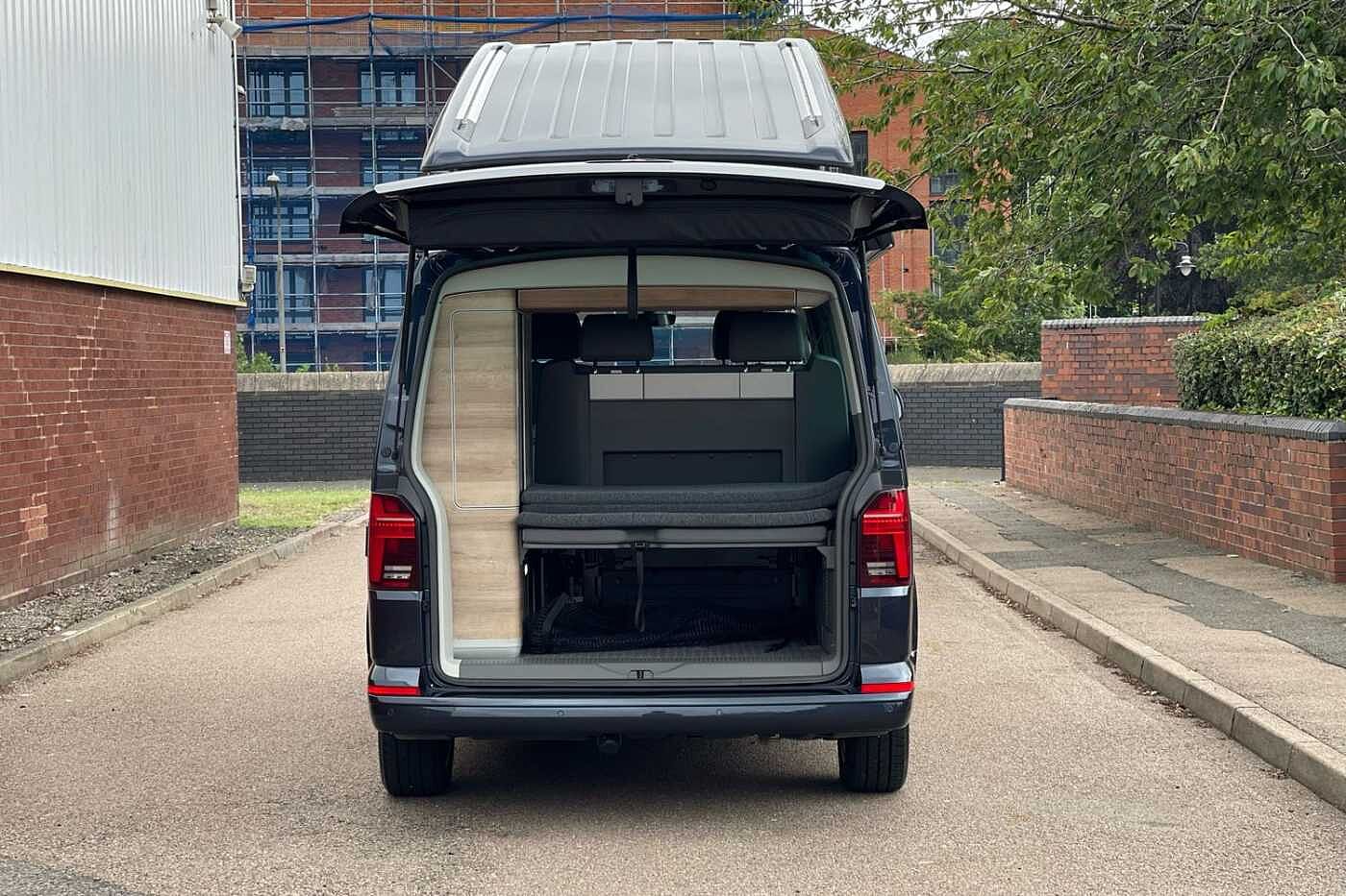 Volkswagen California Diesel Estate 2.0 TDI Coast DSG Auto (5 Seats)