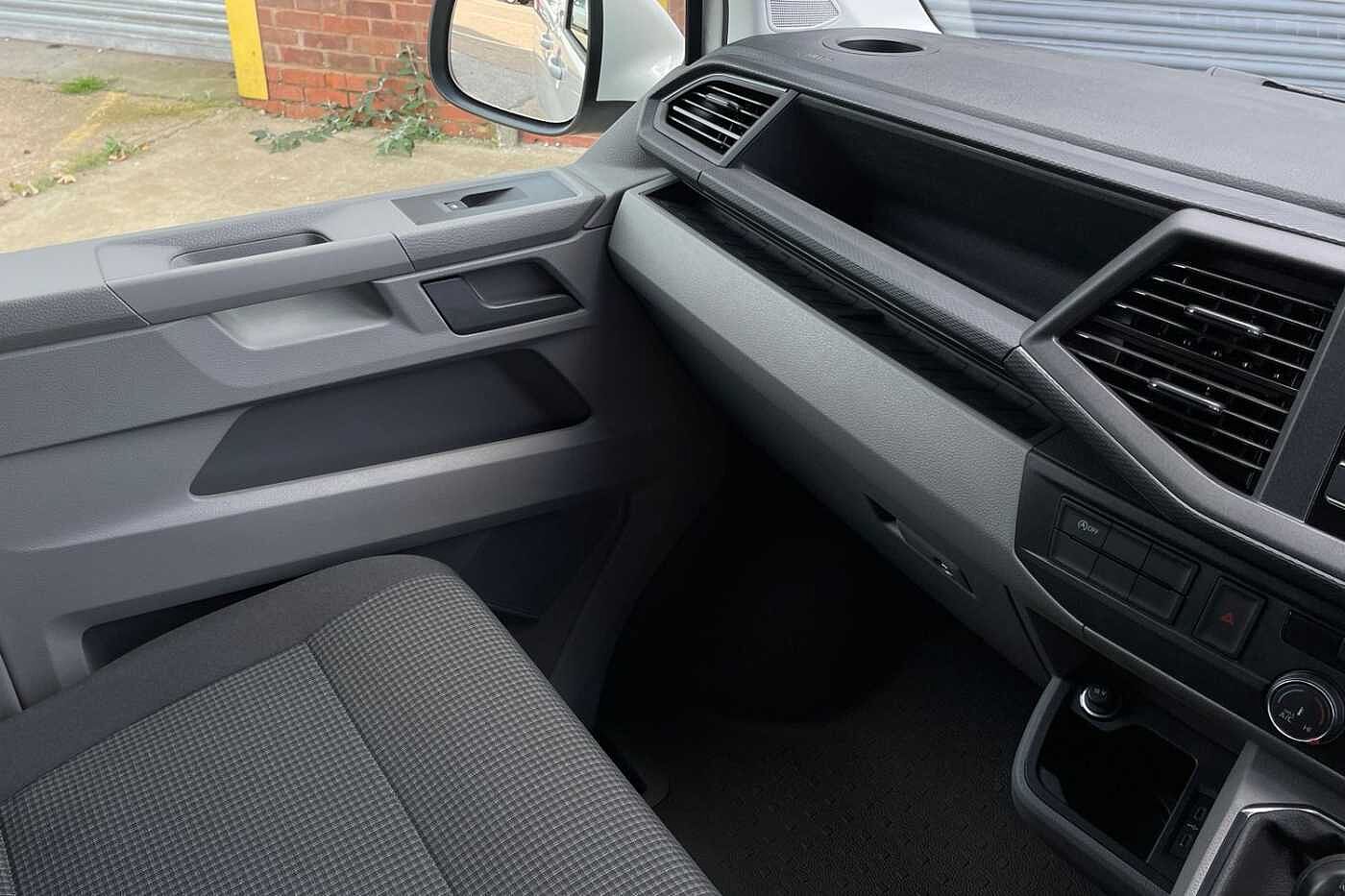 Volkswagen Transporter T28 SWB Diesel 2.0 TDI 110 Startline Business Pack + Appearance Pack-Delivery Miles Only!