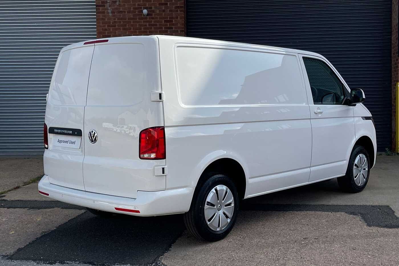 Volkswagen Transporter T28 SWB Diesel 2.0 TDI 110 Startline Business Pack + Appearance Pack-Delivery Miles Only!