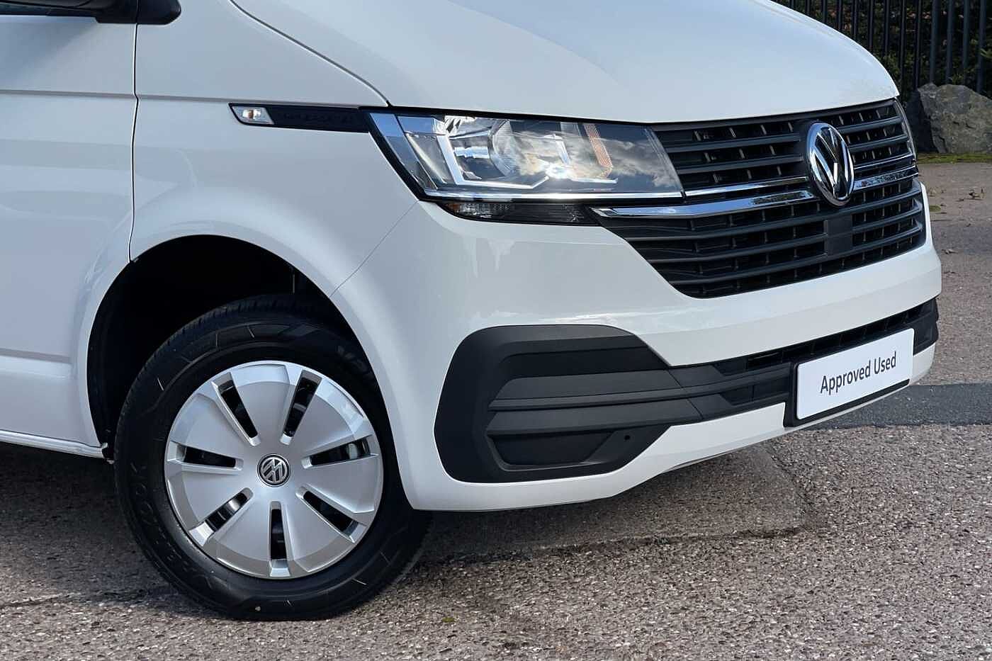Volkswagen Transporter T28 SWB Diesel 2.0 TDI 110 Startline Business Pack + Appearance Pack-Delivery Miles Only!
