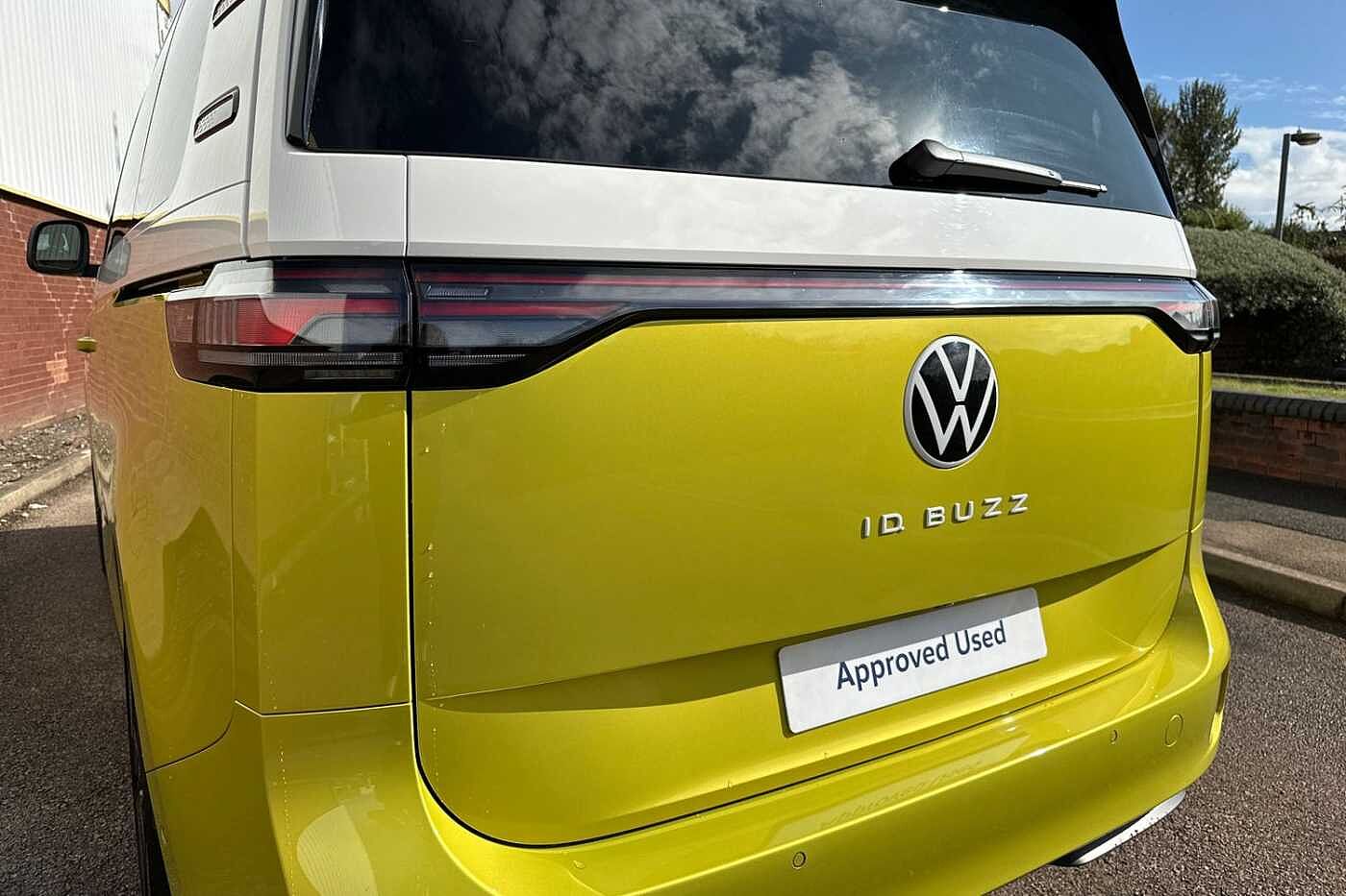 Volkswagen ID.Buzz ID. Buzz 1st Edition SWB 204 PS 77 kWh Pro Electric 2023