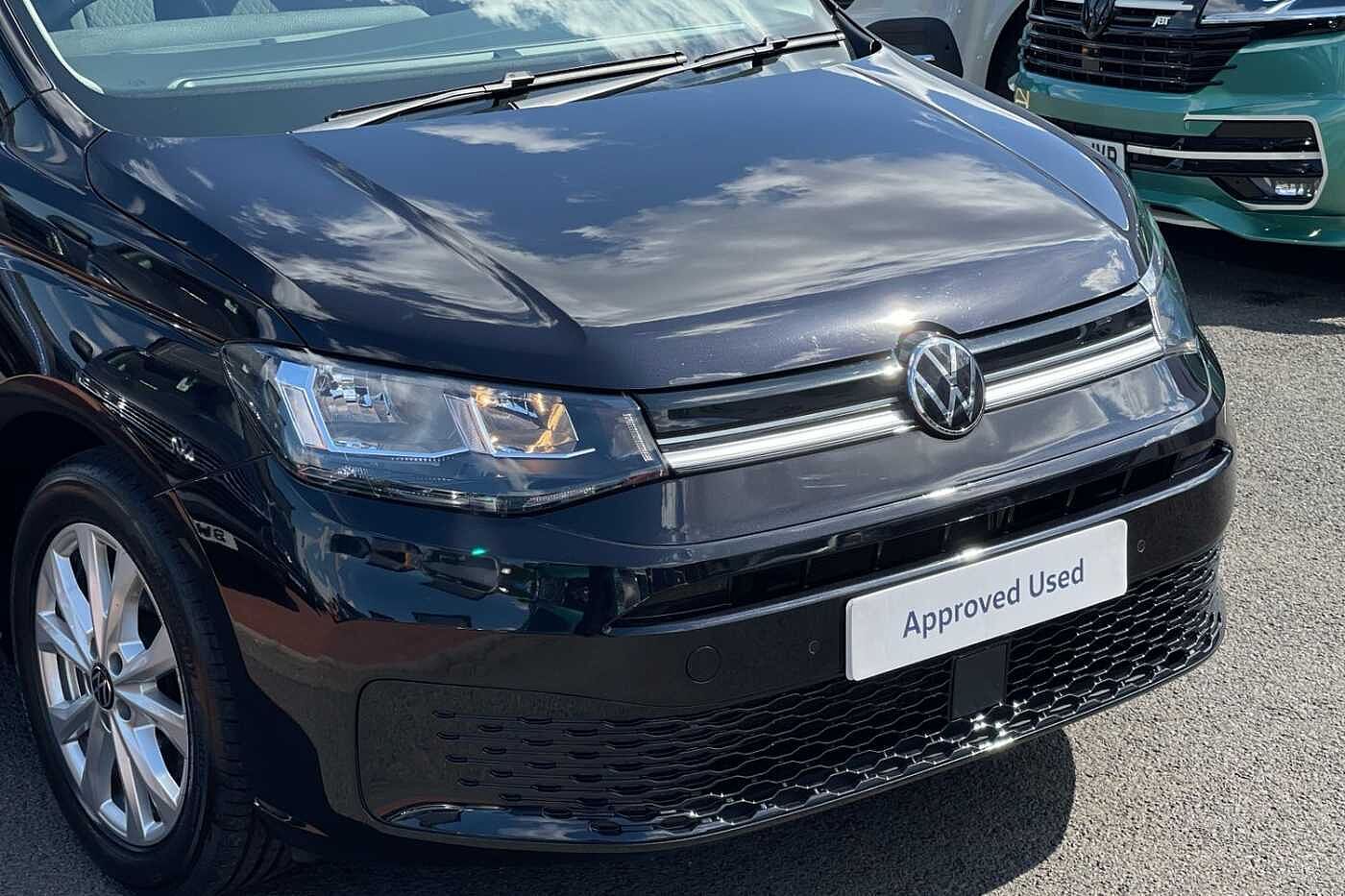 Volkswagen Caddy Maxi Diesel Estate 2.0 TDI 122PS Life 5dr DSG Auto 7 Seats-NAV