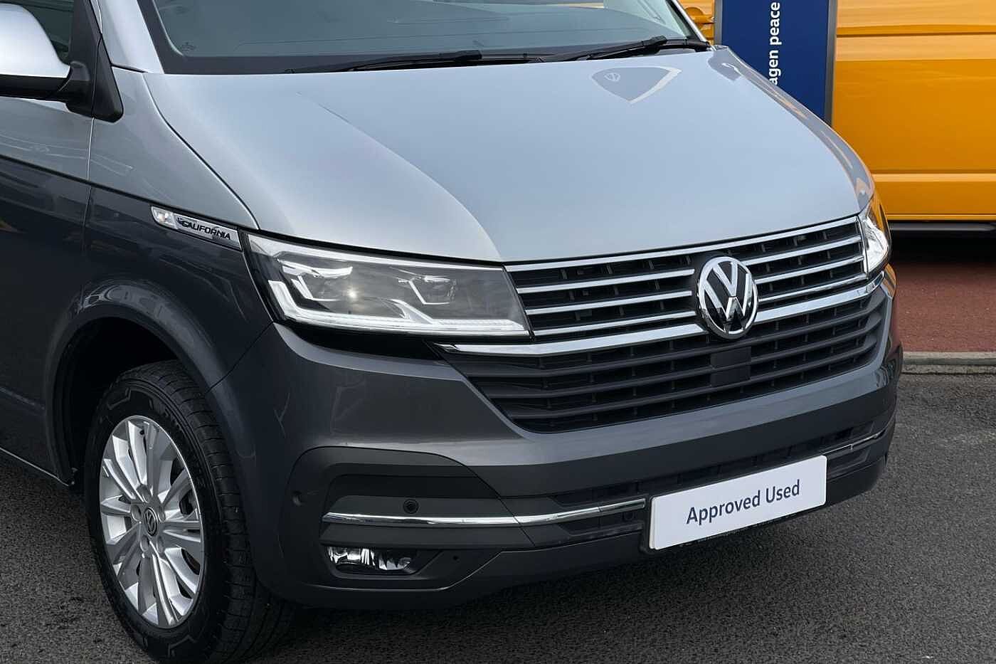 Volkswagen California Diesel Estate 2.0 TDI 150PS Ocean 4dr DSG-2-Tone Paint