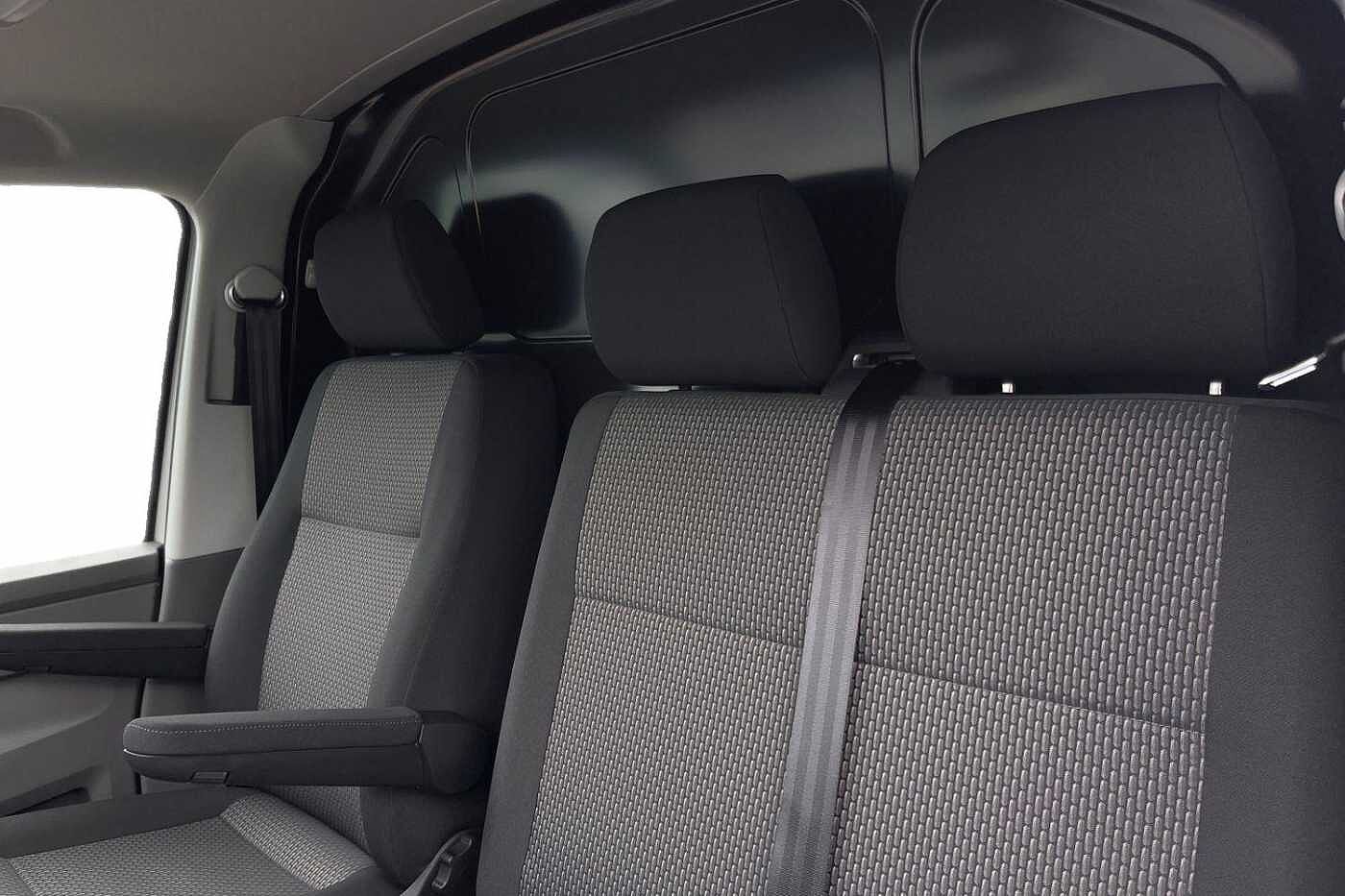 Volkswagen Transporter 2.0TDI 110ps T28 Highline BMT SWB-LED's-Delivery Miles 2023