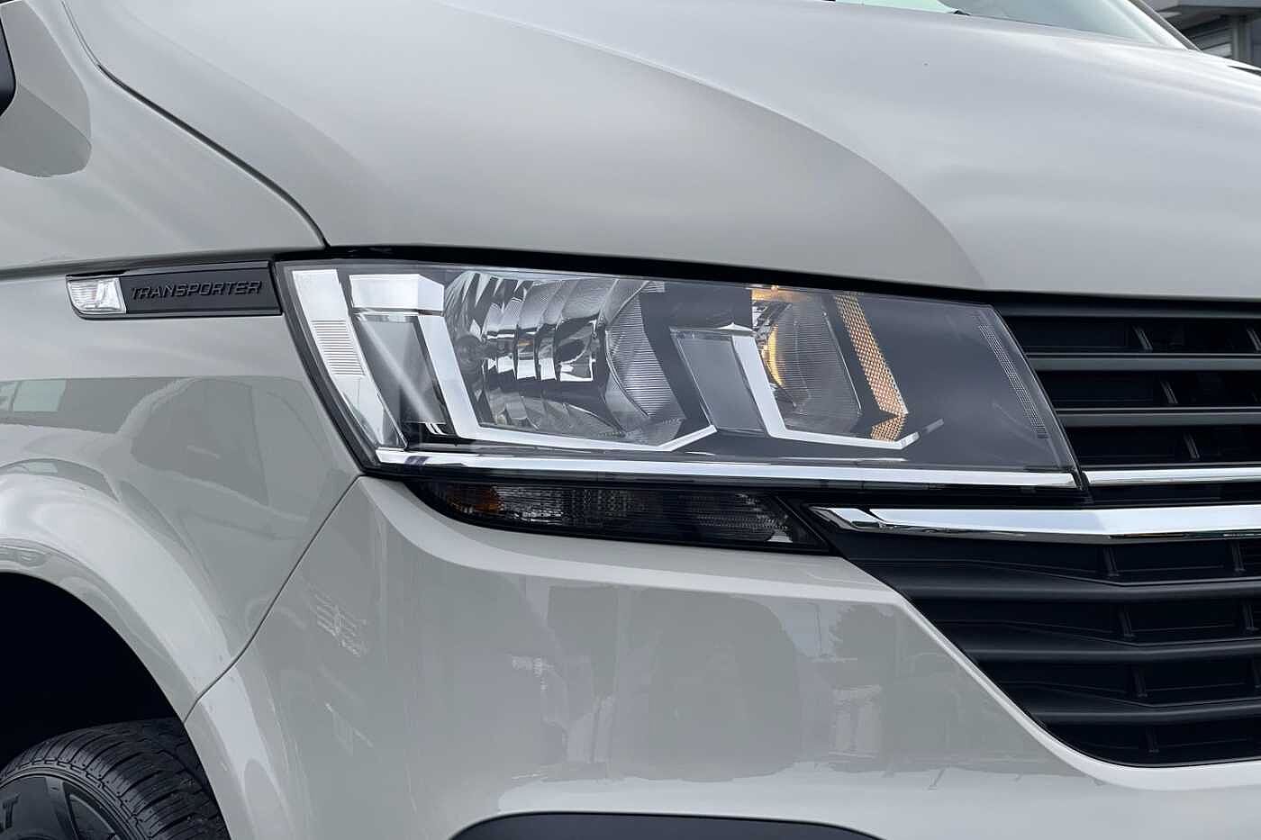 Volkswagen Transporter 2.0TDI 110ps T28 Highline BMT SWB-LED's-Delivery Miles 2023