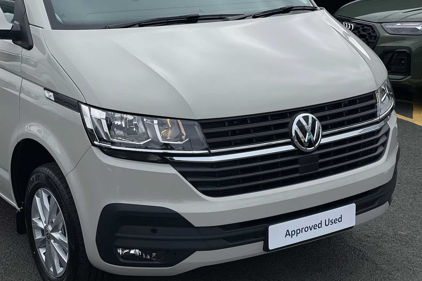 Volkswagen Transporter 2.0TDI 110ps T28 Highline BMT SWB-LED's-Delivery Miles 2023