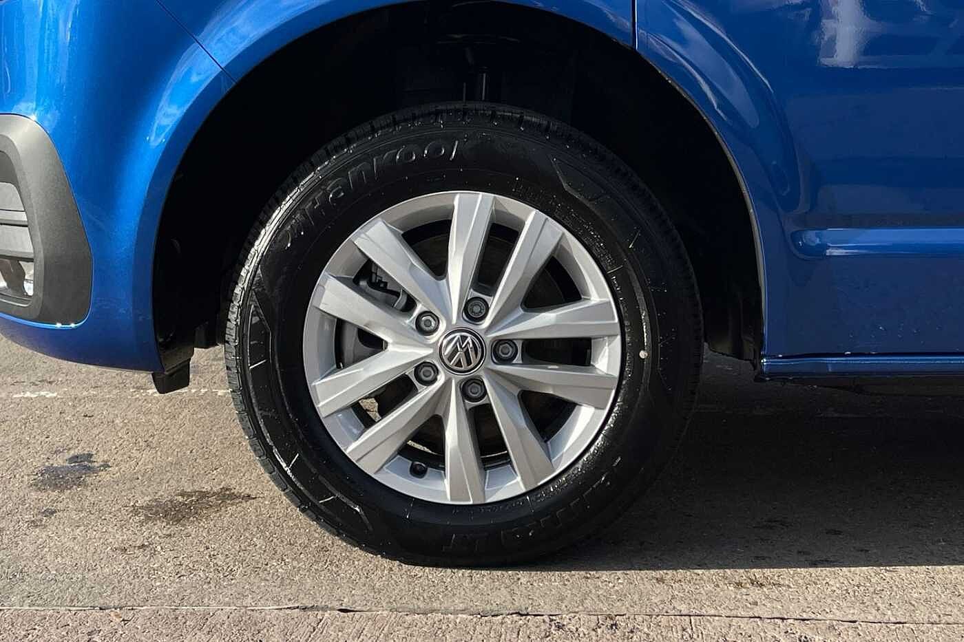 Volkswagen Transporter 2.0TDI 150ps DSG Auto T28 Highline BMT SWB-LED's/Tailgate-Delivery Miles 2023