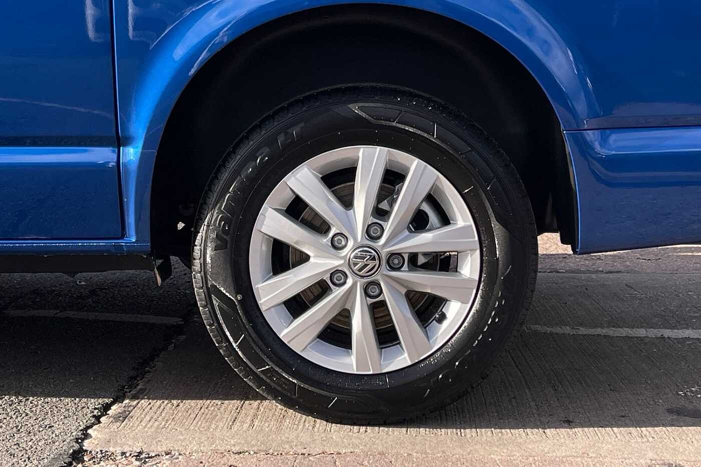 Volkswagen Transporter 2.0TDI 150ps DSG Auto T28 Highline BMT SWB-LED's/Tailgate-Delivery Miles 2023
