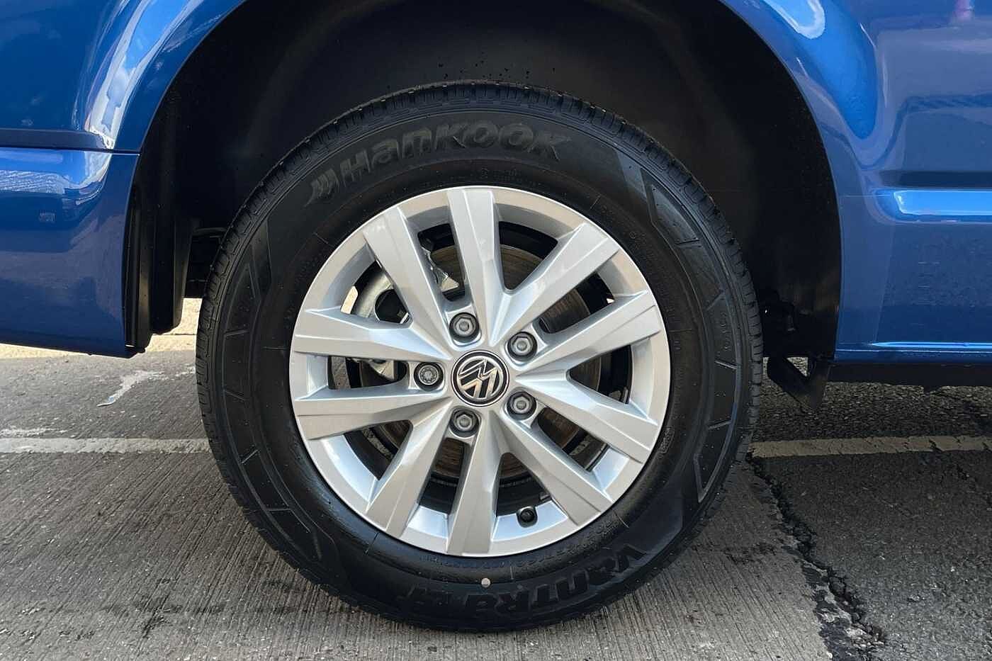 Volkswagen Transporter 2.0TDI 150ps DSG Auto T28 Highline BMT SWB-LED's/Tailgate-Delivery Miles 2023