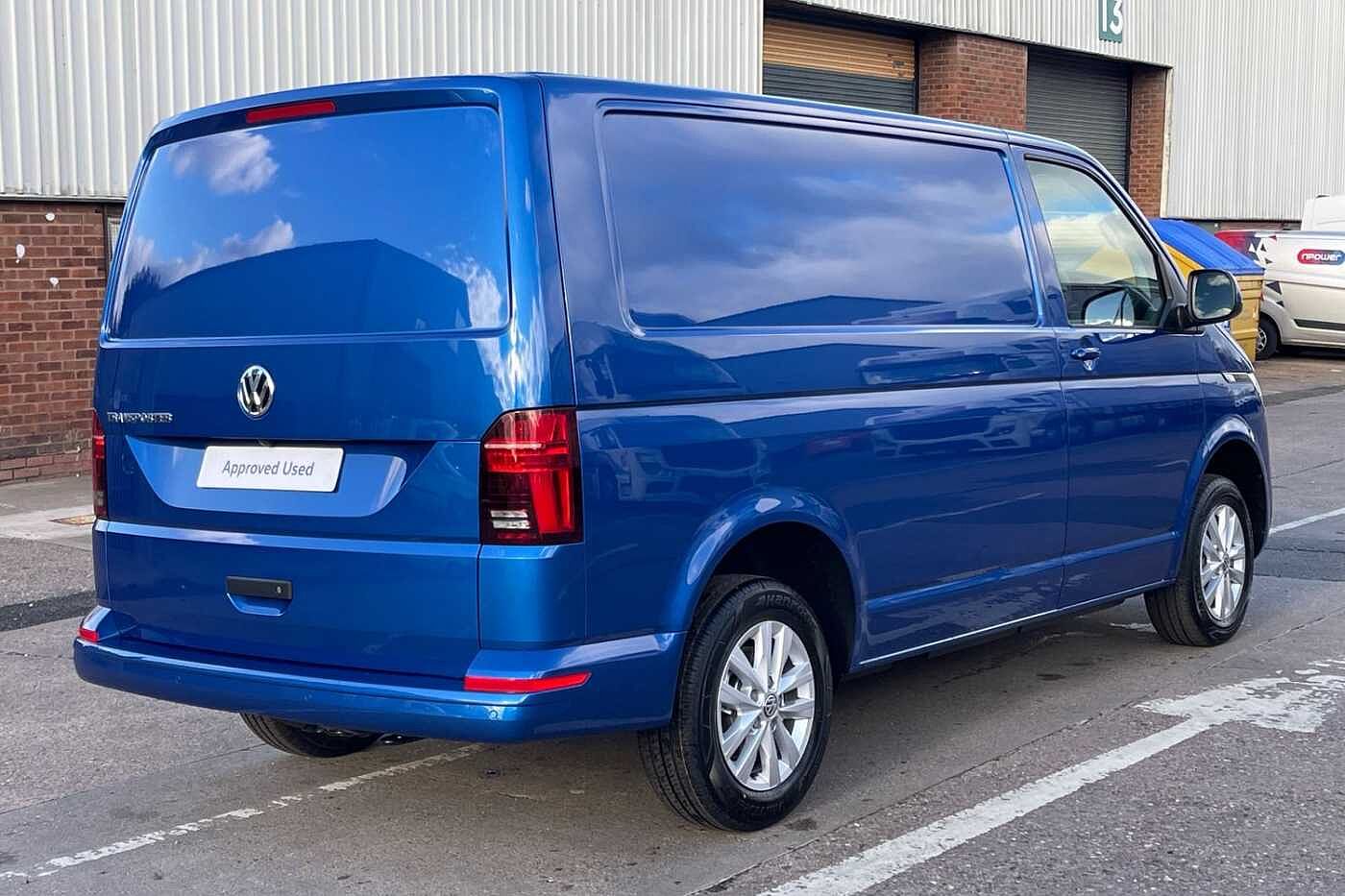 Volkswagen Transporter 2.0TDI 150ps DSG Auto T28 Highline BMT SWB-LED's/Tailgate-Delivery Miles 2023