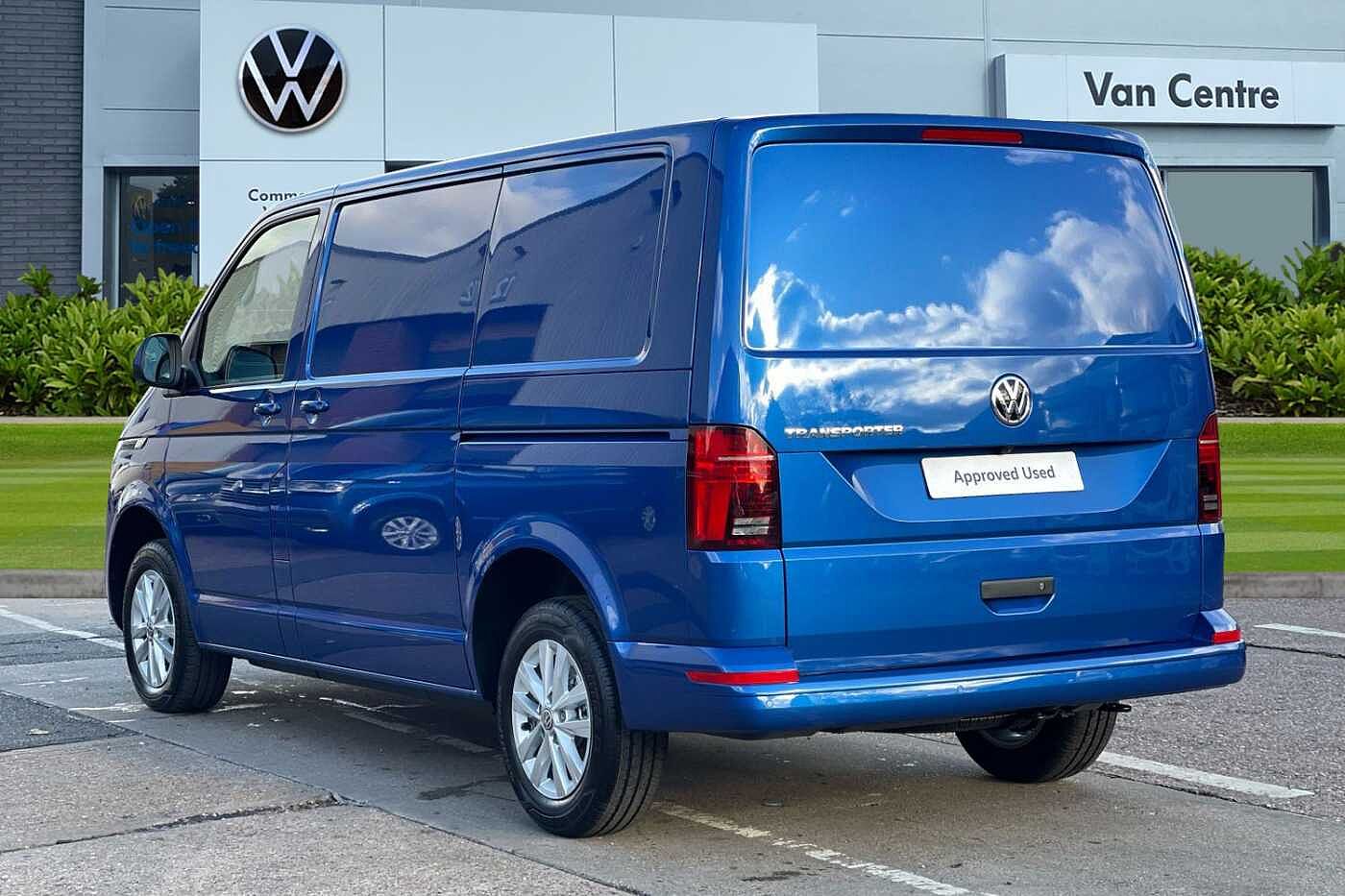Volkswagen Transporter 2.0TDI 150ps DSG Auto T28 Highline BMT SWB-LED's/Tailgate-Delivery Miles 2023