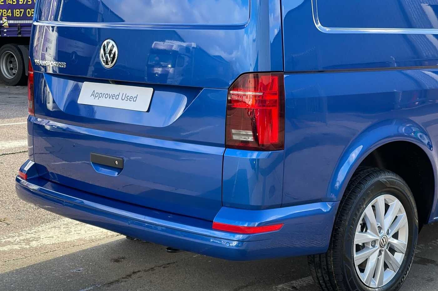 Volkswagen Transporter 2.0TDI 150ps DSG Auto T28 Highline BMT SWB-LED's/Tailgate-Delivery Miles 2023