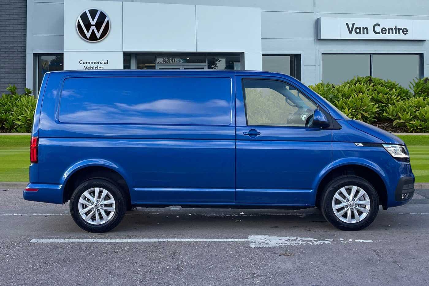 Volkswagen Transporter 2.0TDI 150ps DSG Auto T28 Highline BMT SWB-LED's/Tailgate-Delivery Miles 2023