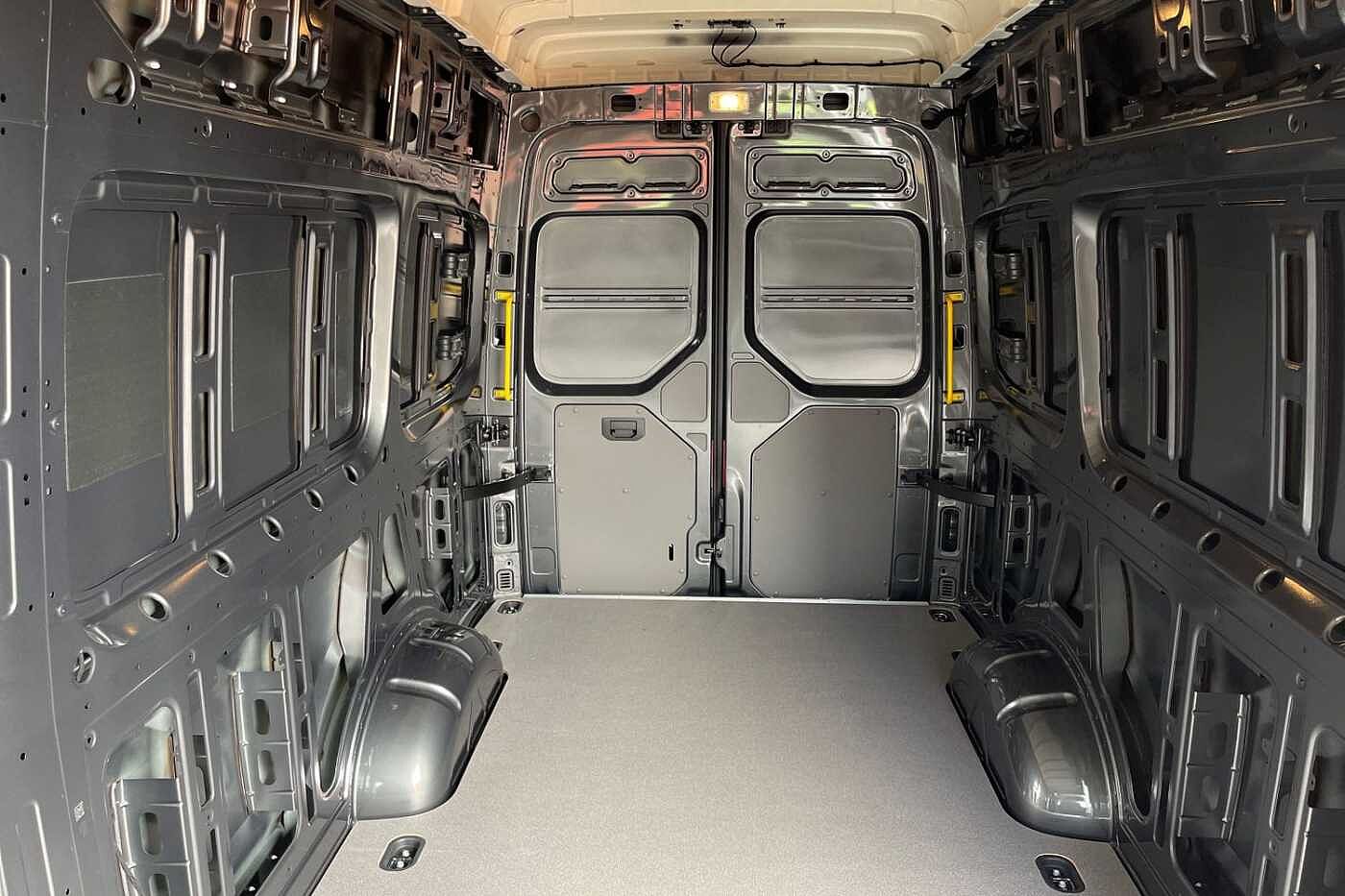 Volkswagen Crafter CR35 LWB Diesel 2.0 TDI 177PS Trendline Super High Roof-2023-4Motion 4X4 AUTO