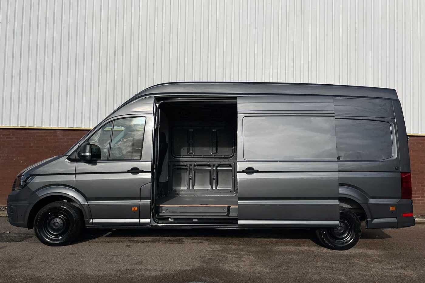 Volkswagen Crafter CR35 LWB Diesel 2.0 TDI 177PS Trendline Super High Roof-2023-4Motion 4X4 AUTO