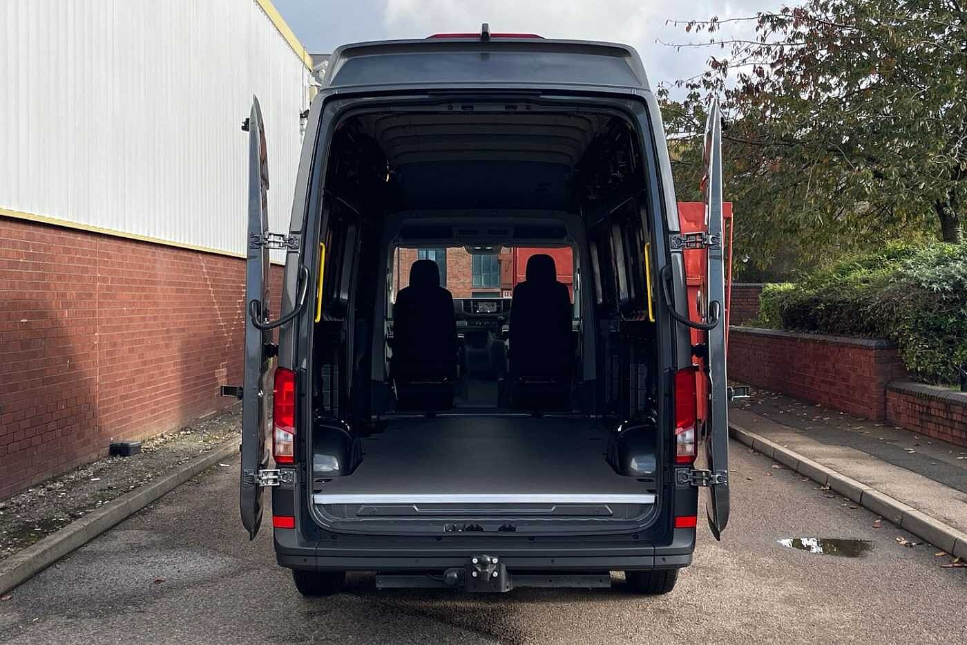 Volkswagen Crafter CR35 LWB Diesel 2.0 TDI 177PS Trendline Super High Roof-2023-4Motion 4X4 AUTO