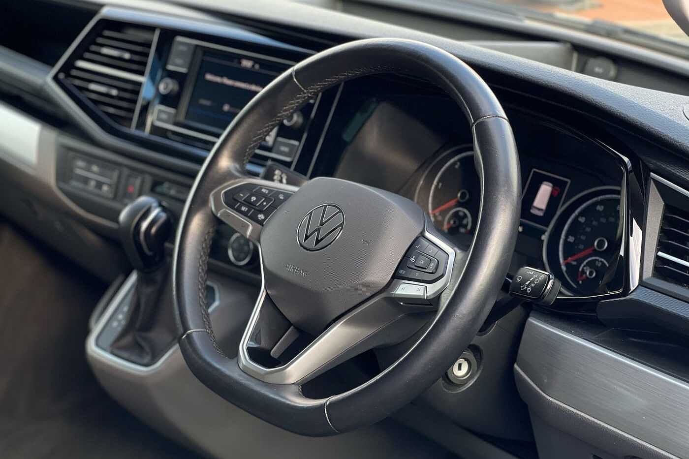 Volkswagen California Diesel Estate 2.0 TDI Coast 4dr DSG 2-Tone