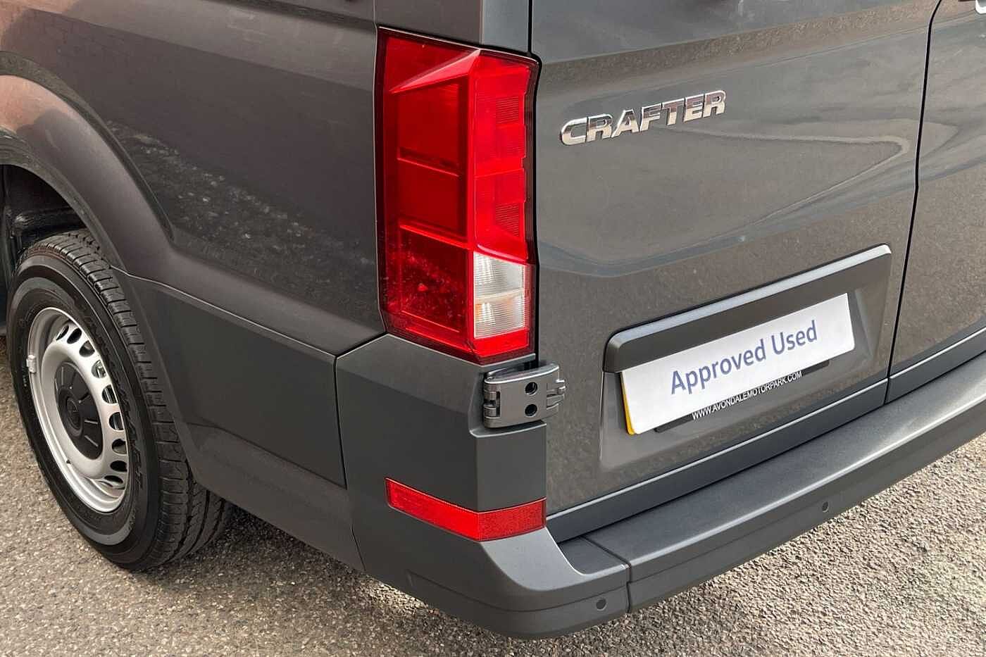 Volkswagen Crafter CR35 Trendline MWB 177PS 2.0 TDI FWD-Business Pack -Delivery Miles-LOW ROOF