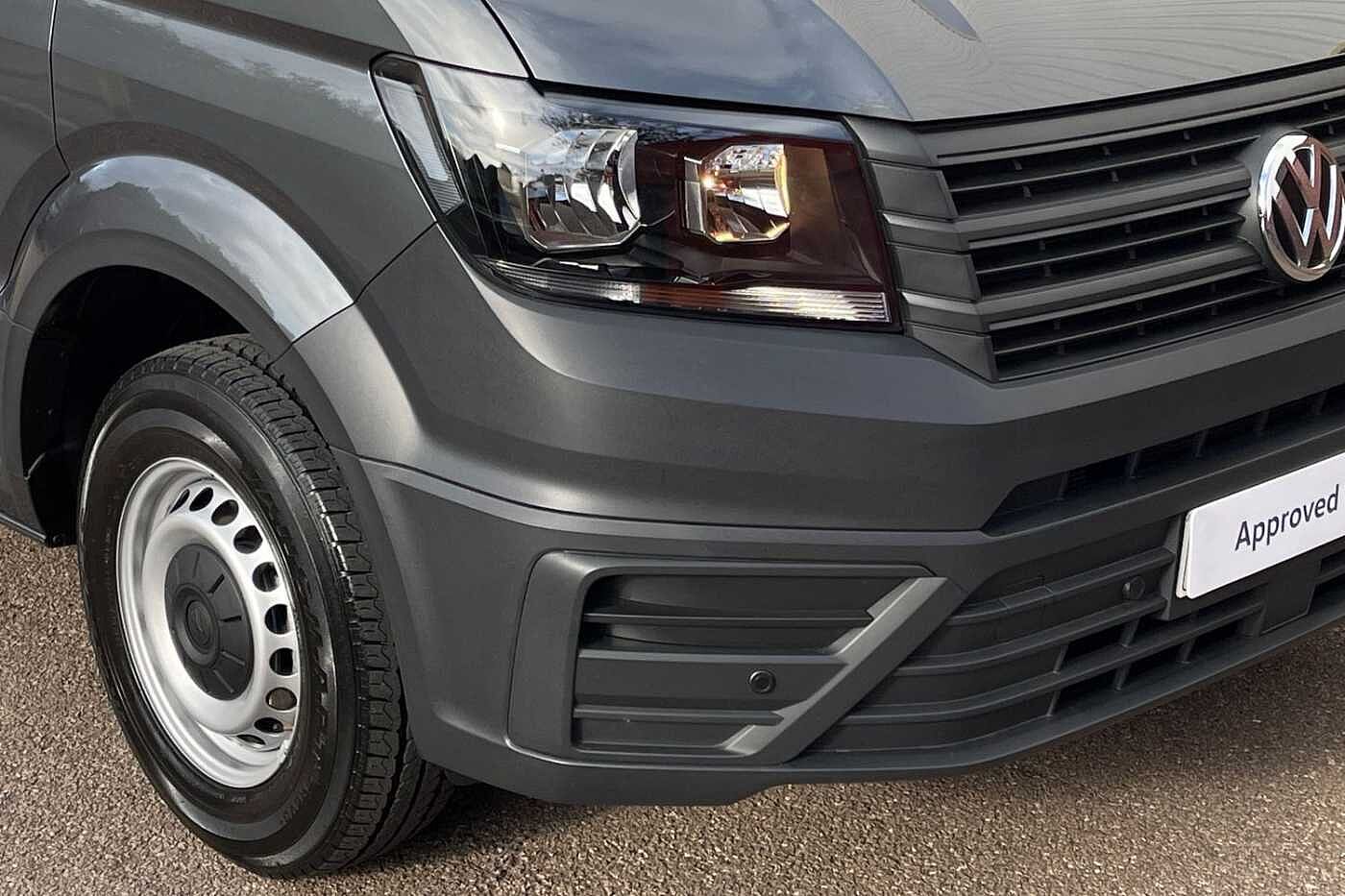 Volkswagen Crafter CR35 Trendline MWB 177PS 2.0 TDI FWD-Business Pack -Delivery Miles-LOW ROOF