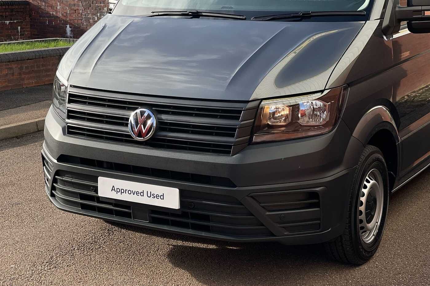 Volkswagen Crafter CR35 Trendline MWB 177PS 2.0 TDI FWD-Business Pack -Delivery Miles-LOW ROOF