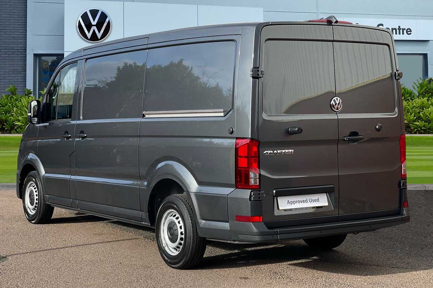 Volkswagen Crafter CR35 Trendline MWB 177PS 2.0 TDI FWD-Business Pack -Delivery Miles-LOW ROOF